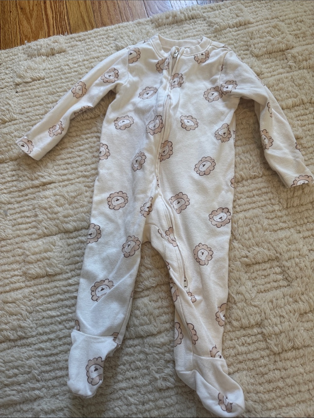 Old Navy Baby Footed One-Piece Sleeper in Cream with Lion Print